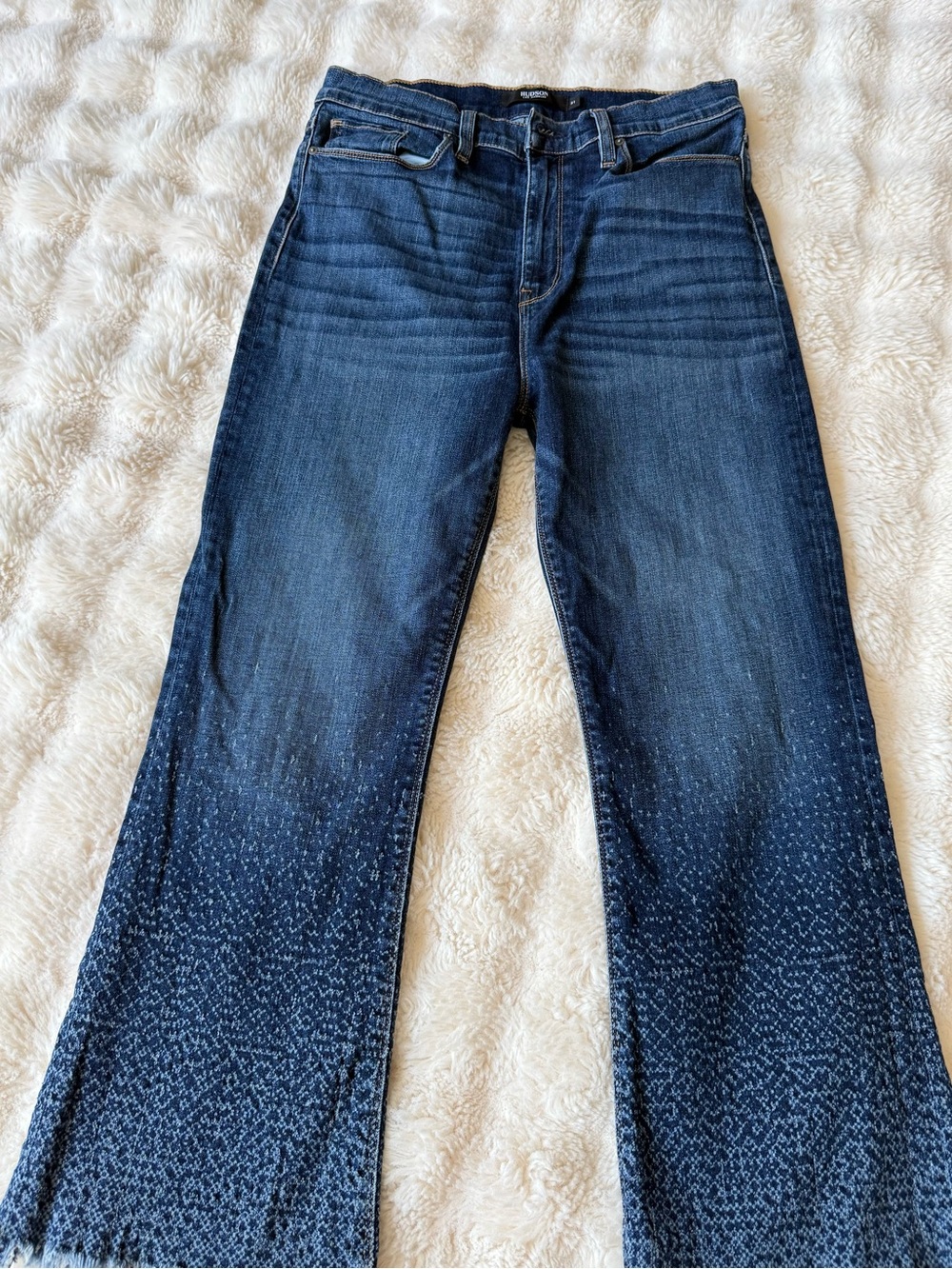 Women’s  Hudson Holly Flare Crop Dark Blue Patterned Hem Jeans Sz 31 EUC